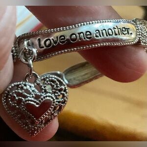 Spiritual silvertoned/plated strenchable LOVE ONE ANOTHER friendship bracelet